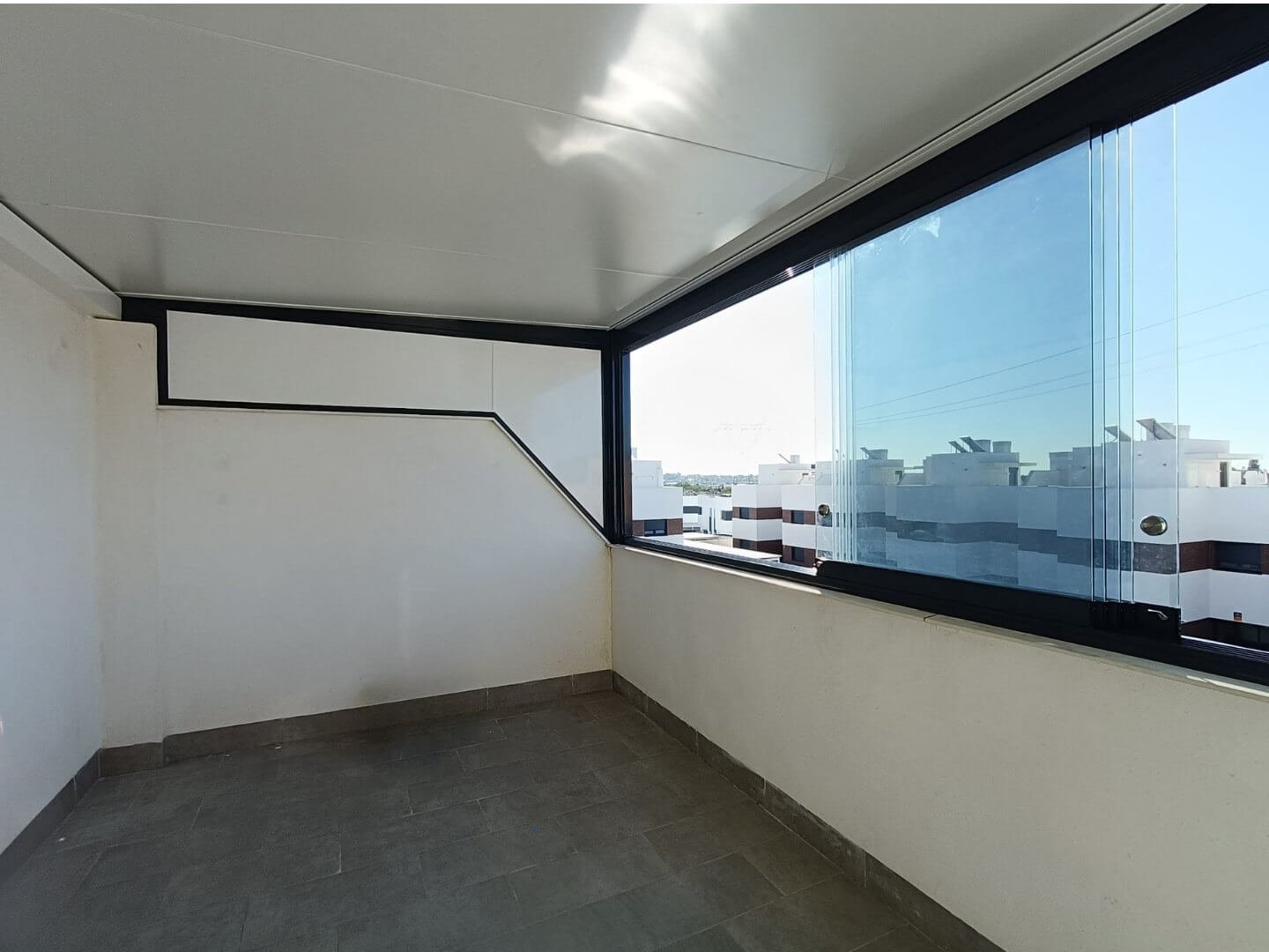 4 mundoaluminium-ventanas-aluminio-pvc-cerramientos-bioclimaticos-techos-cerrajeria-automatismos-valencia-torrent